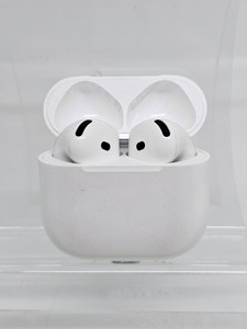 Б/в Навушники Apple airpods 4 with active noise cancellation 01-201052967