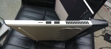 Б/в Ноутбук Dell 16/core i7-10870h ddr4/16gb ddr4/hdd *відсутній/ssd 1000 gb/geforce rtx3070 8gb 01-201146224