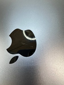 Б/у Ноутбук Apple macbook pro 16 a3429 / apple m5 max / ram 48gb / ssd 2tb / 40 core gpu 01-201103840