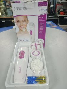 16-000216283: Sanitas sfc40