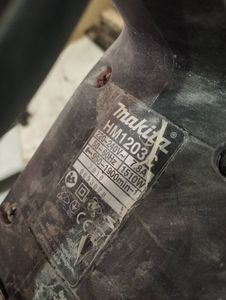 01-200579318: Makita hm1203c