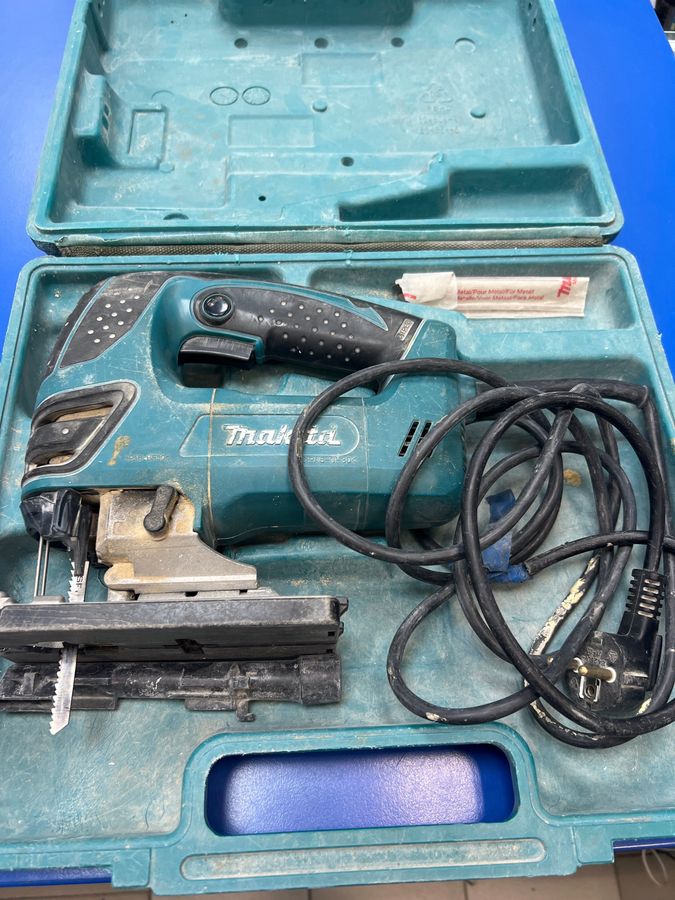 Makita 4350ct
