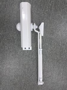 01-200541060: Frd b4w