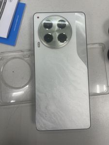 01-200743642: Tecno camon 30 cl6 8/256gb