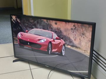 01-200576592: Samsung ue32j5000