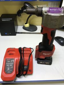 01-200775172: Milwaukee m12bprt + 1акб 6ah + зп