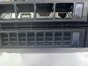 01-200794621: Sony playstation 4 1tb