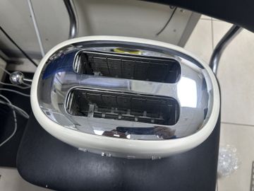 Б/в Тостер Smeg tsf01creu 01-200809254