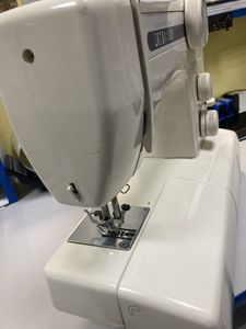 Б/в Швейна машина Toyota 4130 01-200810511