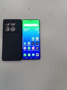 Б/у Мобильний телефон Infinix note 40 pro 12/256 01-200815401