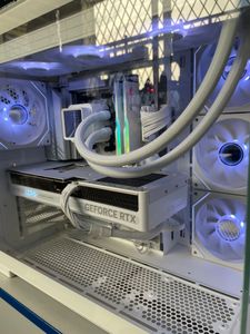 Б/в Системний блок Пк amd ryzen 9 9900x/ram 64 gb/hdd відсутній/ssd 2000 gb/nvidia rtx 5080 (geforce) 16gb gddr7 256bit 01-200826063