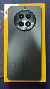 Б/у Мобильный телефон Realme 12 5g 8/256gb 01-200828359
