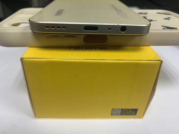 Б/в Мобільний телефон Realme c53 6/128gb 01-200853699