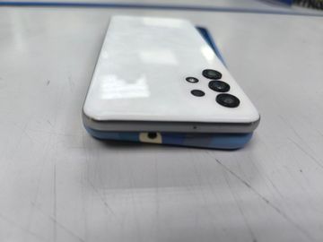 Б/в Мобільний телефон Samsung galaxy a32 4/64gb 01-200855836