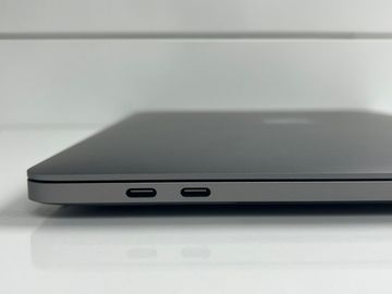 Б/в Ноутбук Apple macbook pro a2251 13,3"/ core i5 2,0ghz/ram16gb/ssd500gb/intel iris graphics 01-200860687