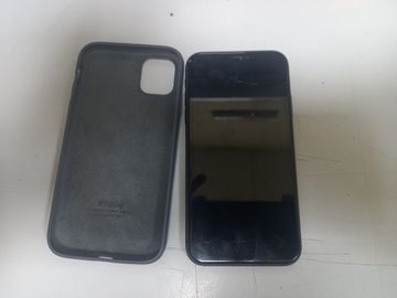 Б/в Мобільний телефон Apple iphone 11 64gb 01-200864135