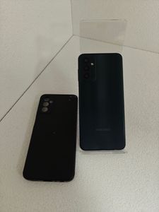 Б/в Мобільний телефон Samsung galaxy m13 sm-m135f 4/64gb 01-200874719