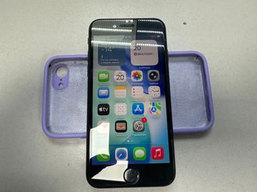 Б/в Мобільний телефон Apple iphone se 2020 64gb 01-200876823
