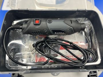 Б/в Багатофункціональний інструмент Forte mg 17218 01-200854143