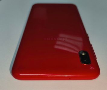 Б/в Мобільний телефон Samsung a105f galaxy a10 2/32gb 01-200892606
