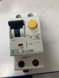 Б/в Диференційний автомат Moeller pfl6-25/1n/c/003 01-200893976