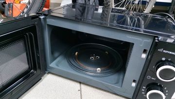 Б/в Мікрохвильова піч Grunhelm 20mx711-b 01-200894626