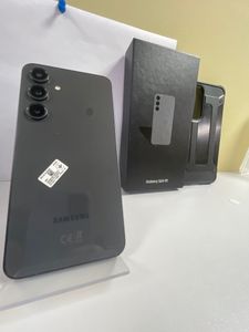 Б/в Мобільний телефон Samsung galaxy s24 fe 8/256gb 01-200895782