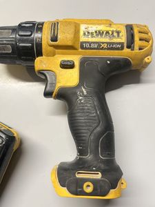 Б/в Шурупокрут Dewalt dcd710 2акб 2ah зп 01-200897899