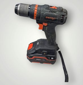 Б/в Шурупокрут Dnipro-M cd-201hbc compact 1акб 4ah зп 01-200844917
