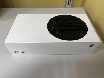 Б/в Ігрова приставка Microsoft xbox series s 512gb 01-200916334
