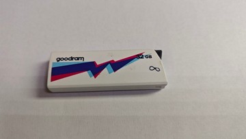 Б/в Usb-флешка Goodram 32 gb 01-200949300