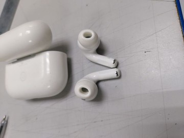 Б/у Навушники Apple airpods pro 2nd generation magsafe 01-200968068
