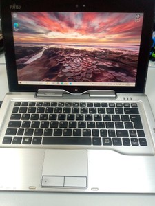Б/в Планшет Fujitsu stylistic q702/core i5 3337u ddr3/4gb ddr3/ssd 120 gb 01-200983539