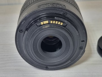 Б/в Фотооб`єктив Canon ef-s 18-55mm f/3,5-5,6 is ii 01-201001995