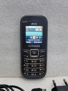 Б/в Мобільний телефон Samsung e1202i 01-201053446