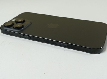 Б/в Мобільний телефон Apple iphone 16 pro max 256gb 01-201081644