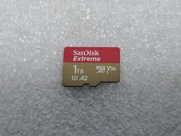Б/у Карта пам'яті microsd Sandisk 512 gb microsdxc 01-201092406
