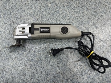 Б/в Багатофункціональний інструмент Forte mt 300 vq 01-201094532