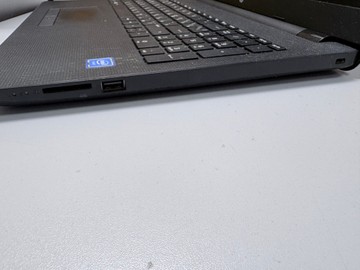 Б/у Ноутбук Hp 15/celeron n3060 ddr3/4gb ddr3/hdd 500 gb/ssd *відсутній/*інтегрована 01-201123486