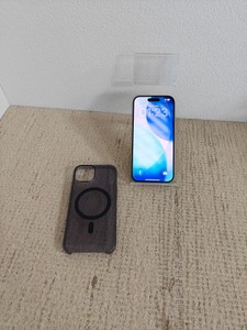 Б/в Мобільний телефон Apple iphone 15 128gb 01-201137322