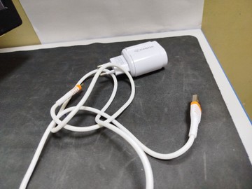 Б/в Зарядний блок Cyboo 112858 з кабелем usb 01-201156992