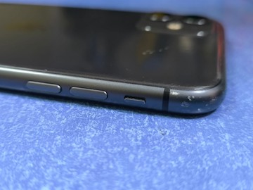 Б/в Мобільний телефон Apple iphone 11 64gb 01-201177641