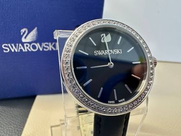 01-19220081: Swarovski daytime black watch