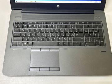 01-200582316: Hp 15/xeon e3-1505m v5 ddr3/16gb ddr3/hdd *відсутній/ssd 256 gb/quadro m2000m 4gb