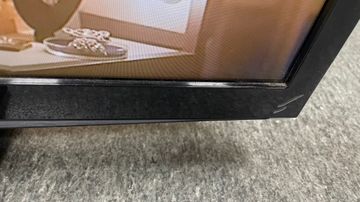 01-200607057: Samsung ue24n4500au