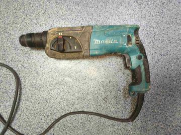 01-200772473: Makita hr2470