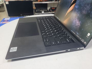 01-200776847: Dell екр 15.6 core i9-10885h/ram32gb/ssd512gb/quadro t2000 with max-q design 4gb 1920x1200