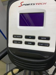 01-200779663: Sportstech cx640