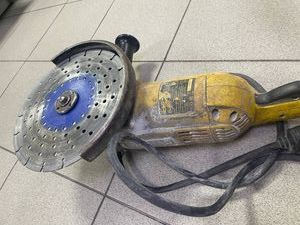 01-200742839: Dewalt dwe492