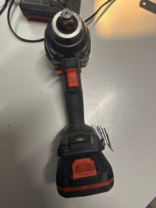 Б/в Гайковерт Dnipro-M dtw-202bc ultra 1акб 8ah зп 01-200816412